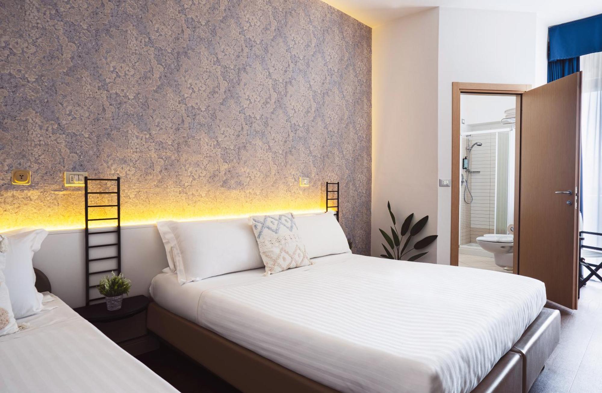 Hotel Acropolis Cattolica Exterior photo