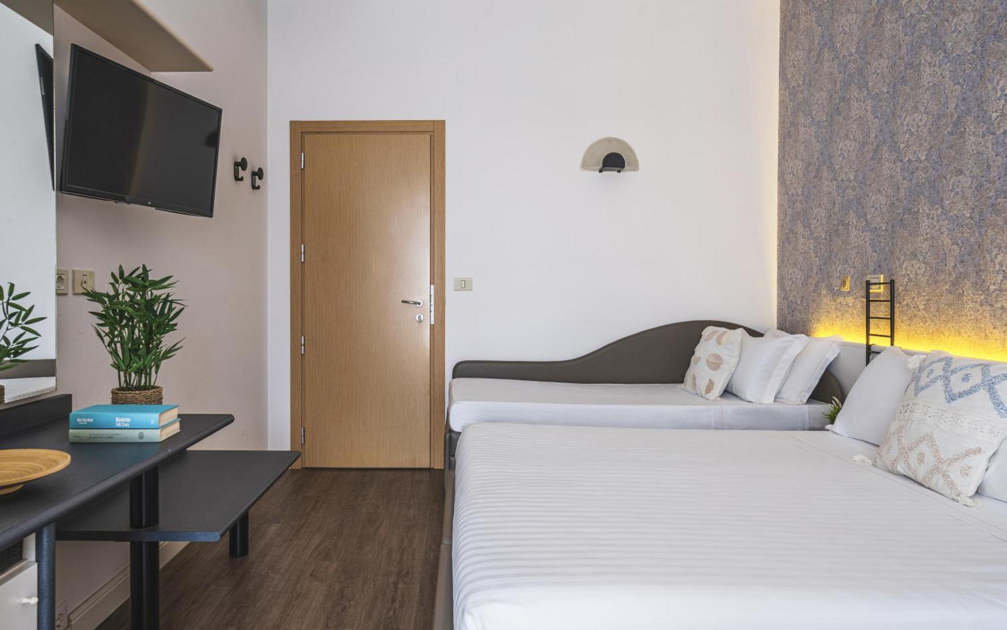 Hotel Acropolis Cattolica Exterior photo
